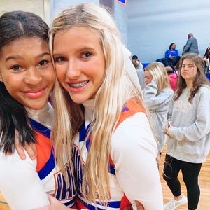 Meet your Posher, Bergeb